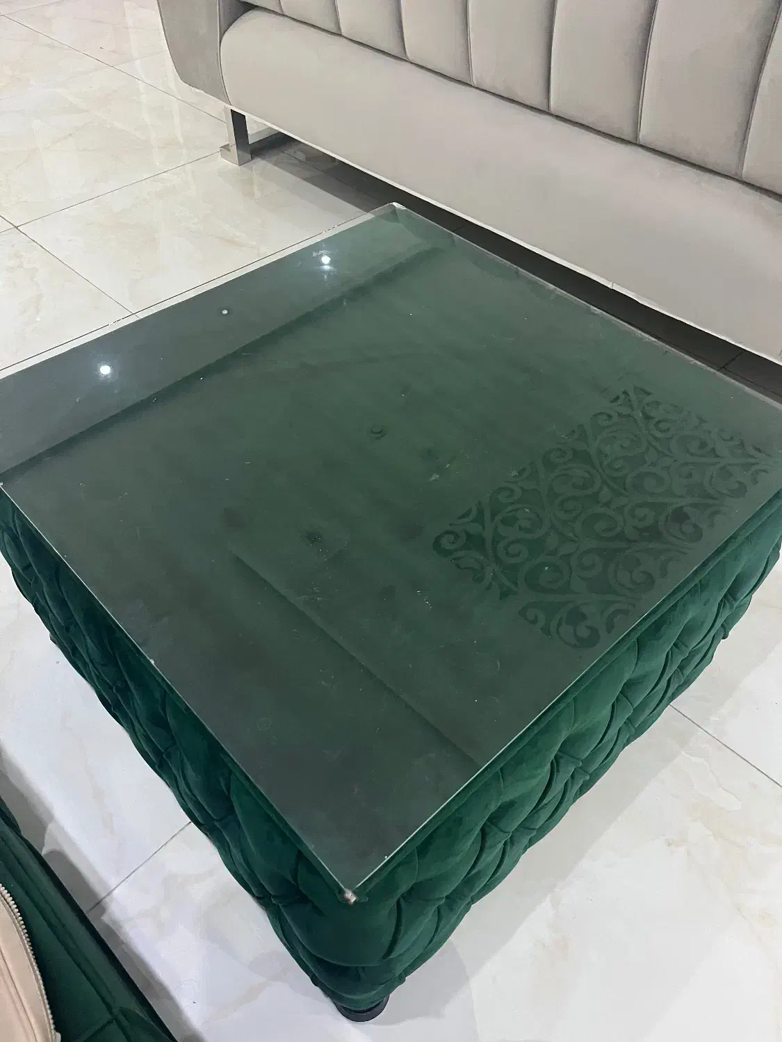 میز وسط|مبلمان خانگی و میز عسلی|شاهین‌شهر, عطار|دیوار