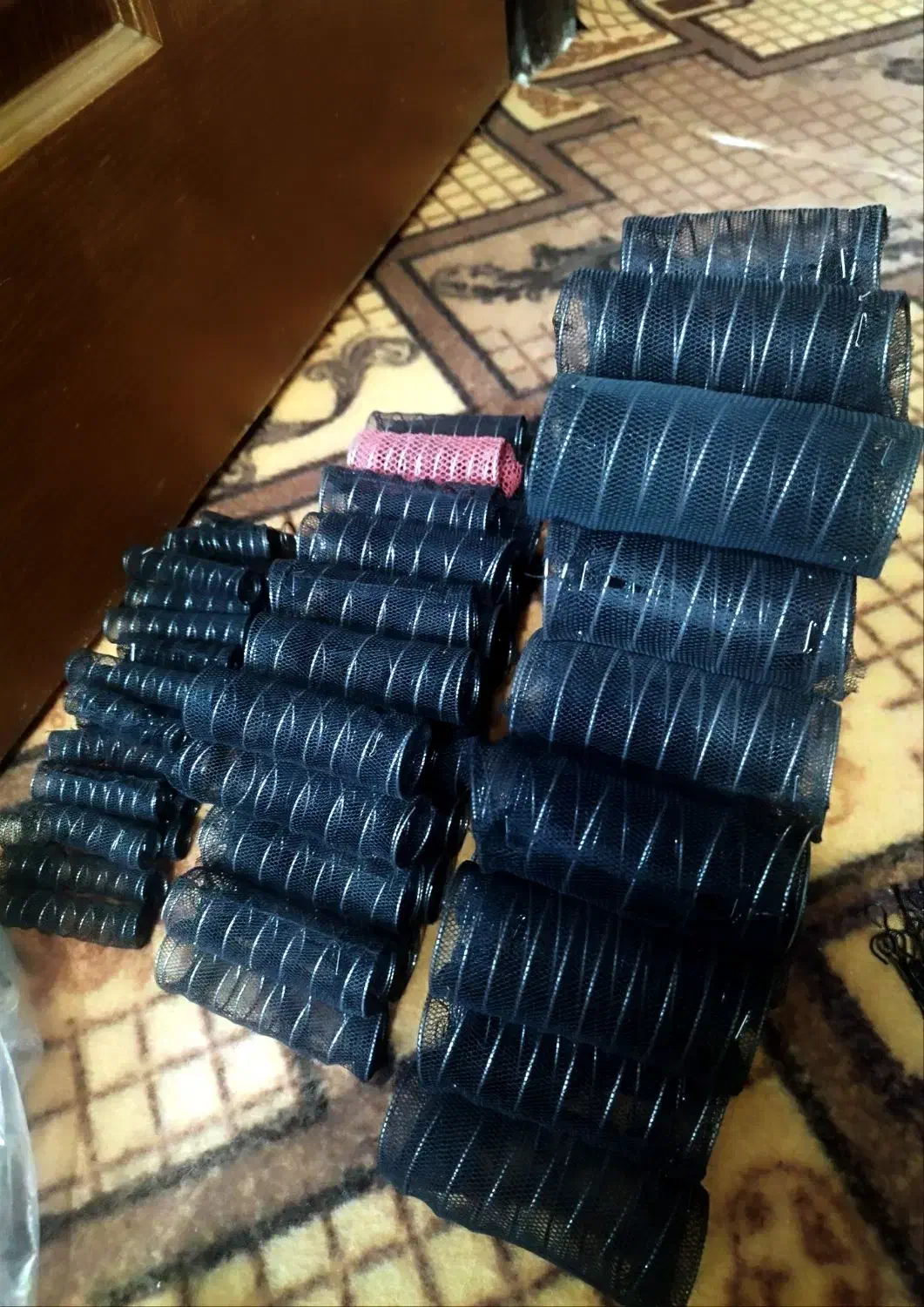 یه سری وسایل سالن دارم|آرایشی، بهداشتی، درمانی|فولادشهر, مسکن مهر فولادشهر|دیوار