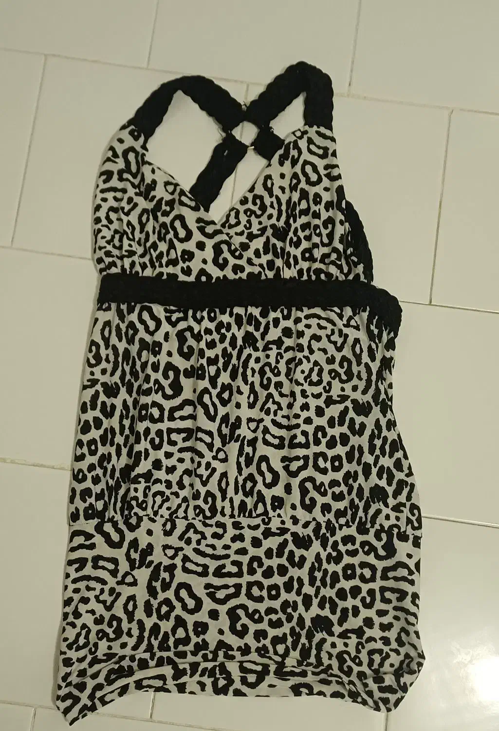 شلوار لی نازک با لباس شب|لباس|اشتهارد, |دیوار