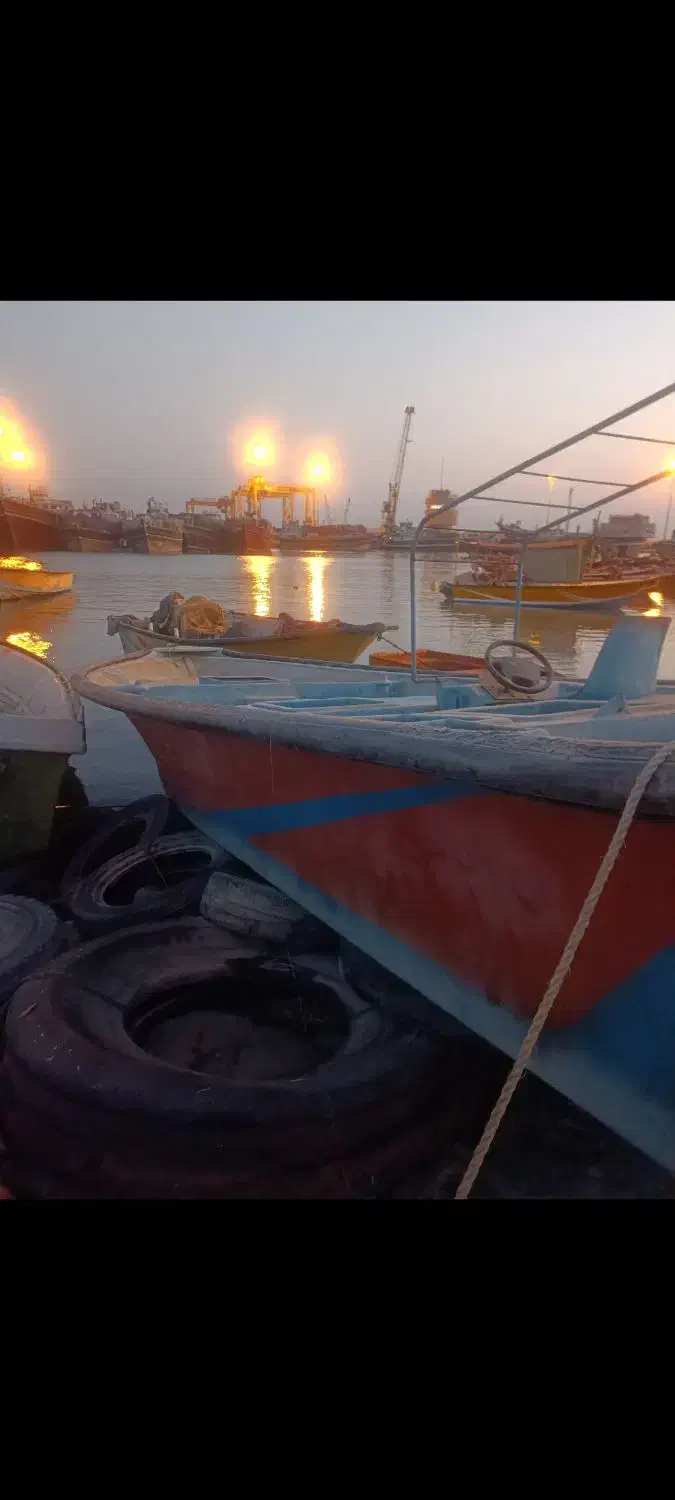 گلف|قایق و سایر وسایل نقلیه|بندر گناوه, |دیوار