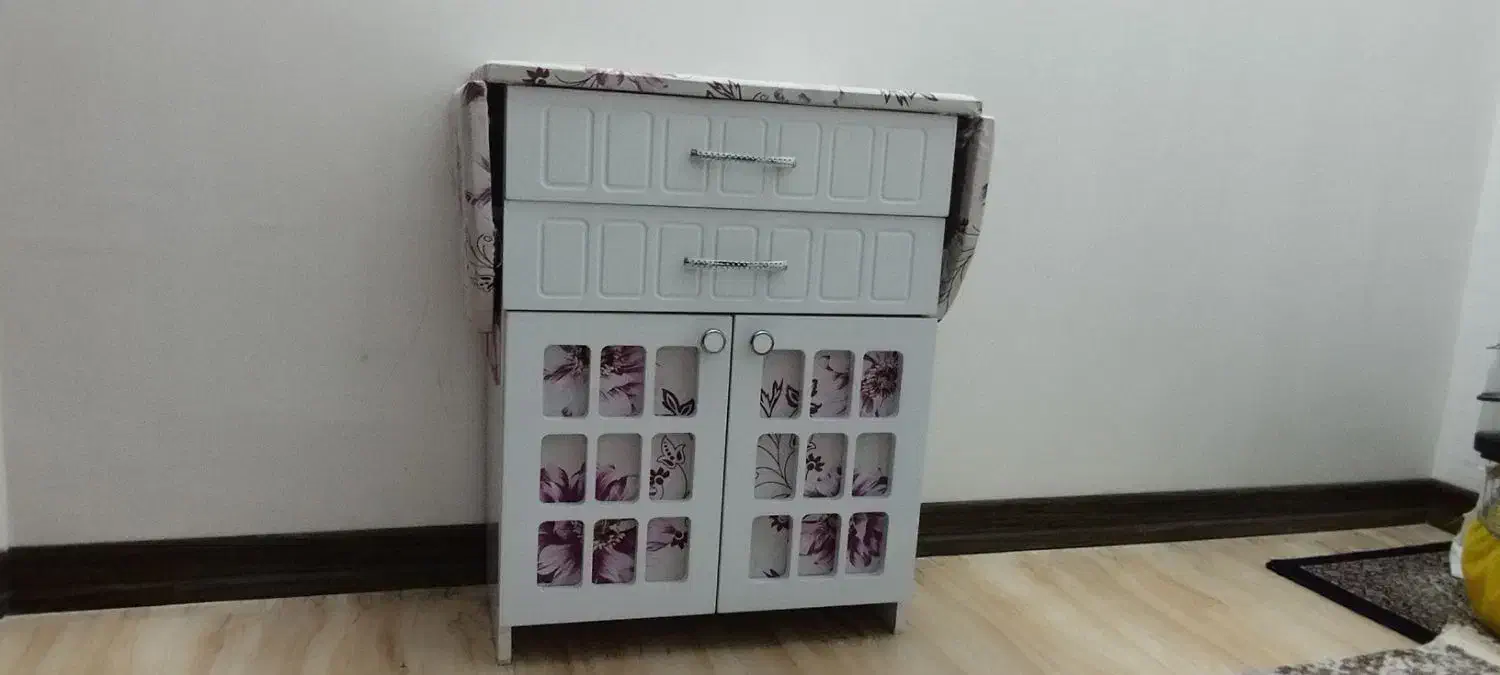 میز اتو چرخ خیاطی|اتو و لوازم اتو|بجنورد, |دیوار