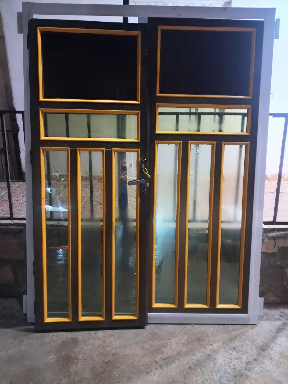 درب ورودی آلومینیوم|مصالح و تجهیزات ساختمان|مرزن‌آباد, |دیوار