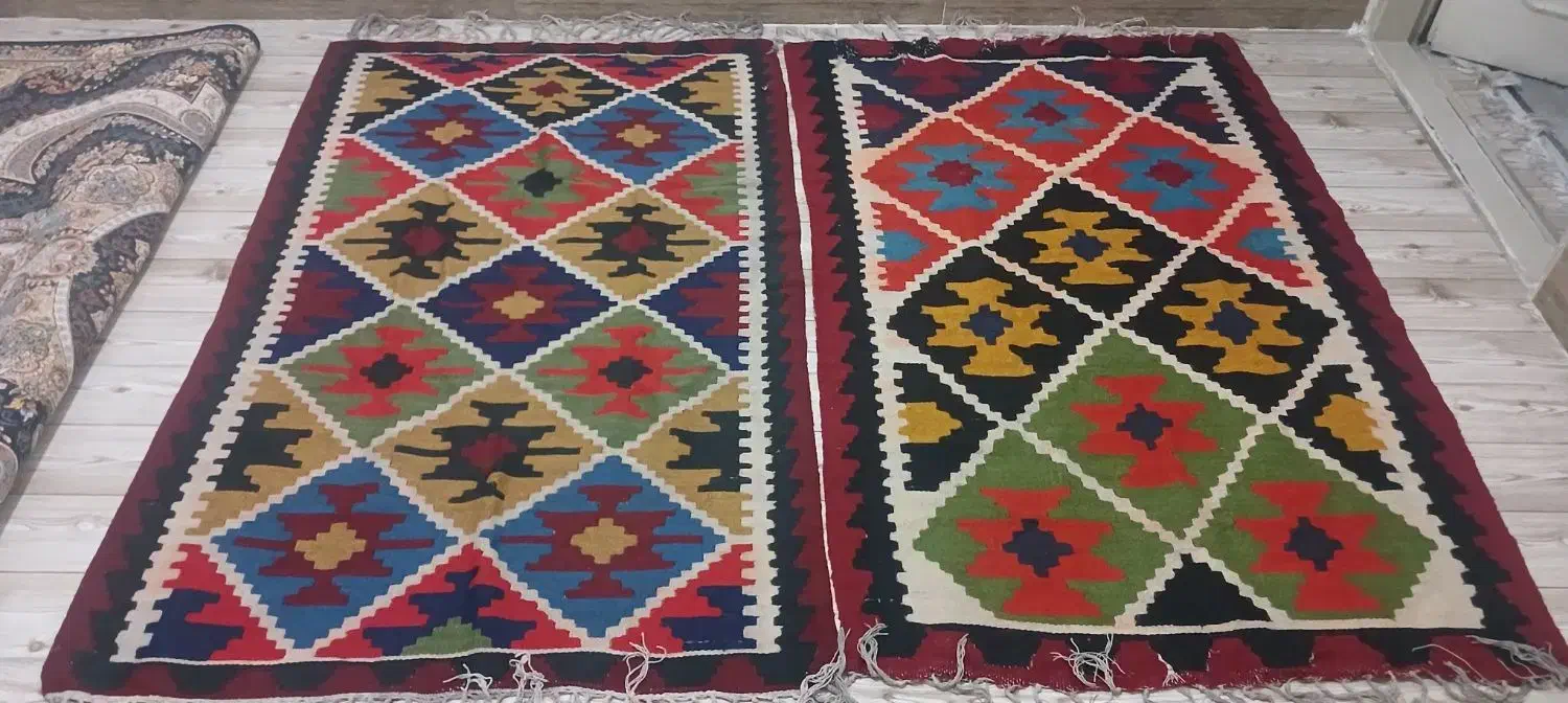 یک جفت گلیم قدیمی با پشم گوسفند|گلیم، جاجیم، گبه|نسیمشهر, |دیوار