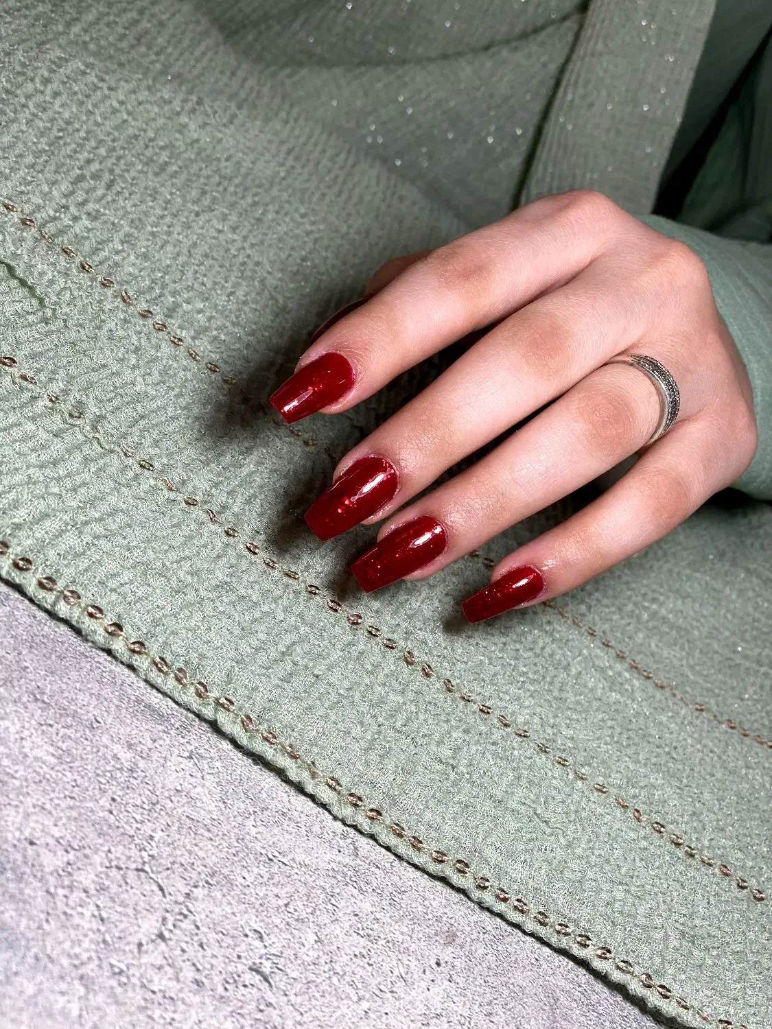 کاشت تخصصی ناخن|خدمات آرایشگری و زیبایی|جهرم, |دیوار