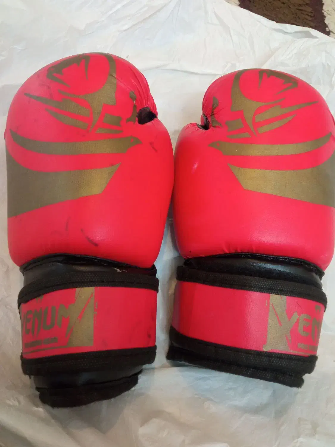 دستکش بوکس و کنفو|تجهیزات ورزشی|اصفهان, بهارستان|دیوار