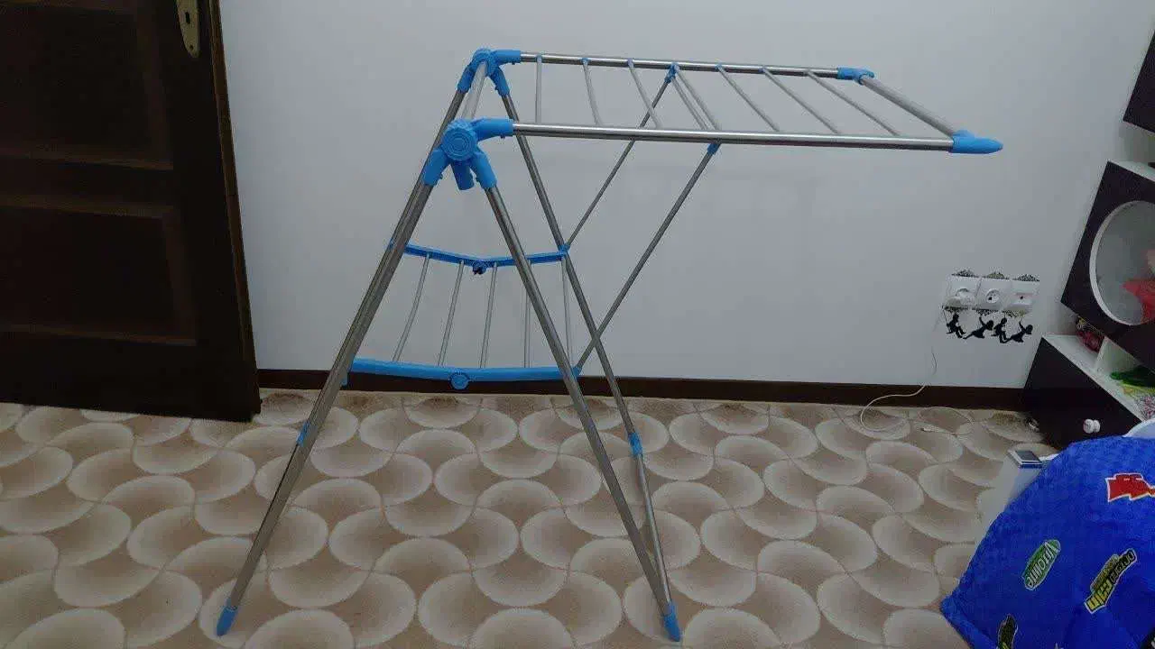 بند رخت محکم و تمام استیل|بندرخت و رختآویز|قم, باغ شازده|دیوار