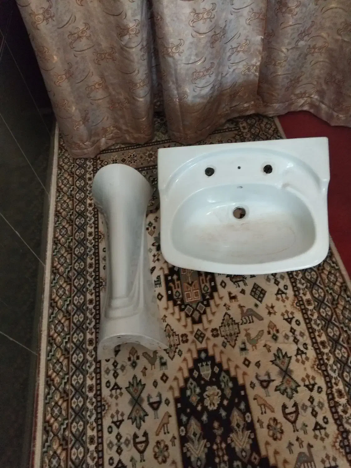 روشویی|لوازم سرویس بهداشتی|فلاورجان, |دیوار