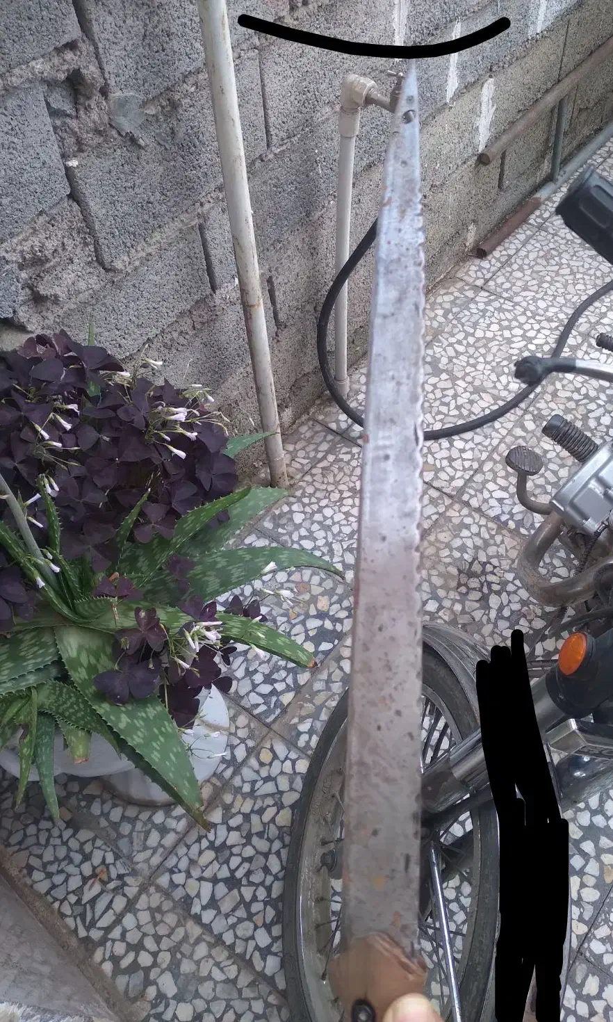 چاقوی بزرگ|ابزارآلات|املش, |دیوار