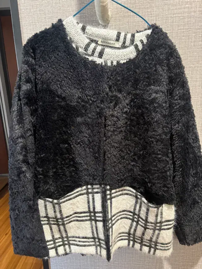 ست ۴ تیکه پاییزه|لباس|پردیس, فاز ۲|دیوار