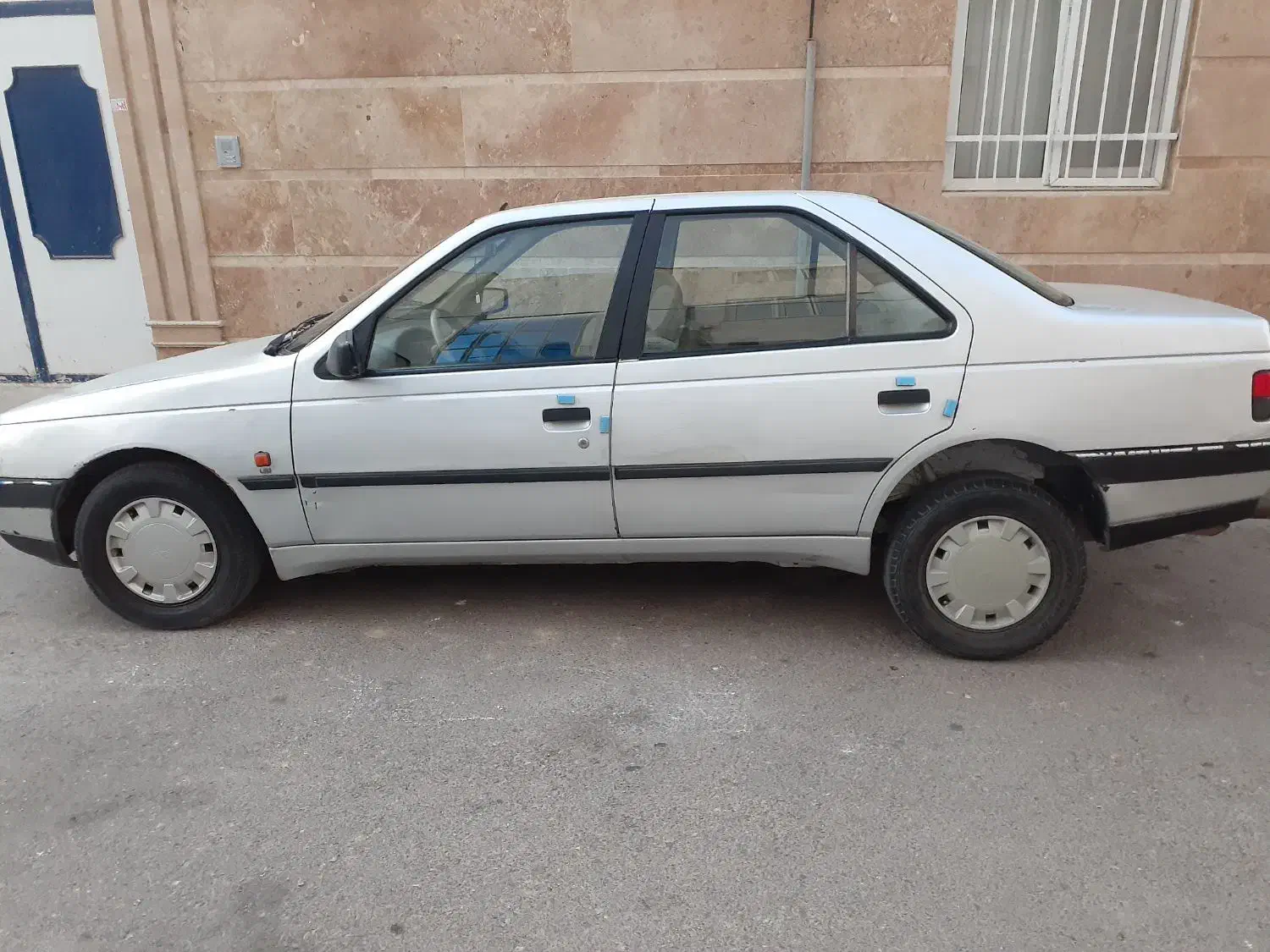 پژو۴۰۵|خودرو سواری و وانت|آبگرم, |دیوار