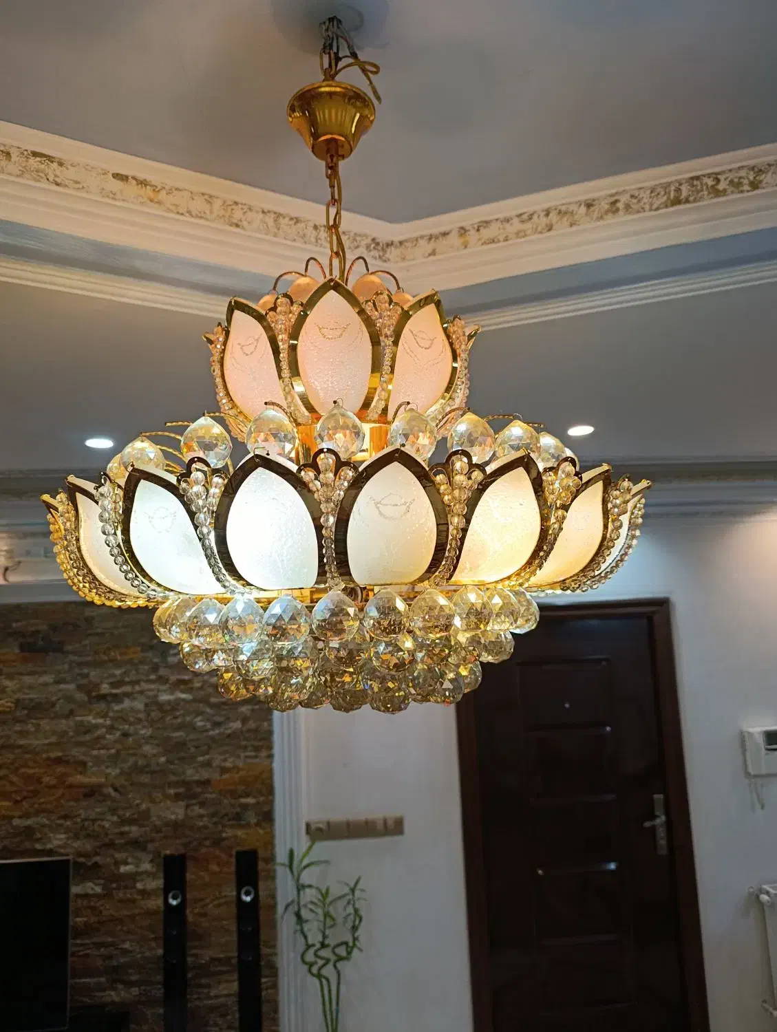 لوستر|لوستر و چراغ آویز|اراک, |دیوار