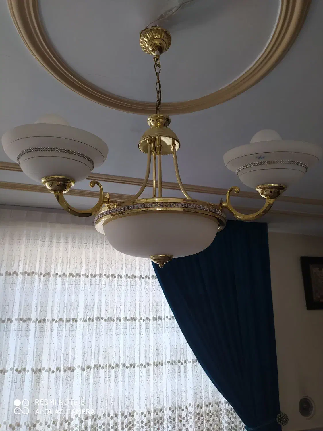 دو عدد لوستر|لوستر و چراغ آویز|بیرجند, |دیوار