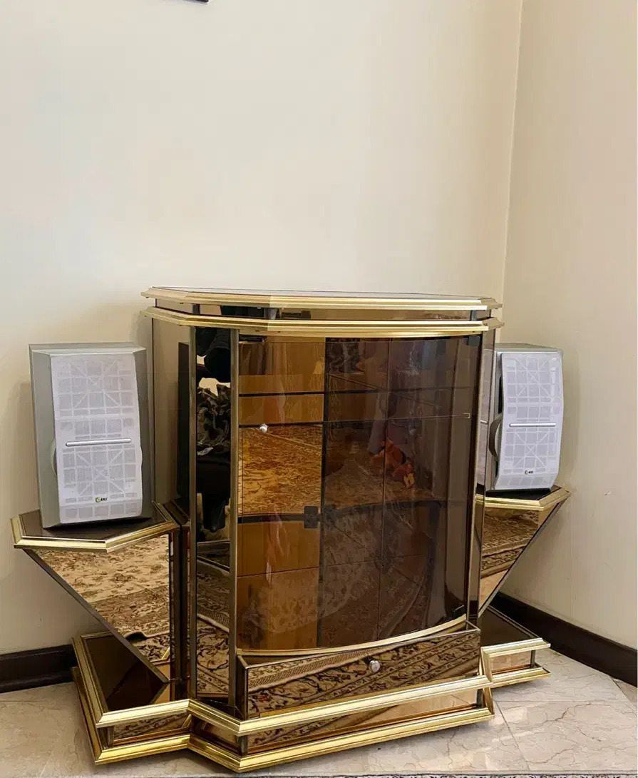 میز تلویزیون ( قابل استفاده دکوری )|میز تلویزیون|تهران, امیرآباد|دیوار