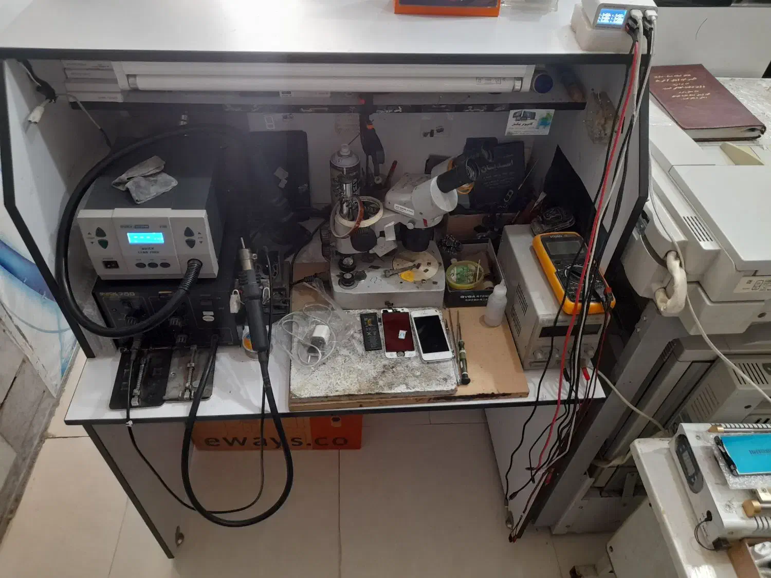 ملزومات خدمات موبایل ویترین و ابزار تعمیرات|لوازم جانبی موبایل و تبلت|تاکستان, |دیوار