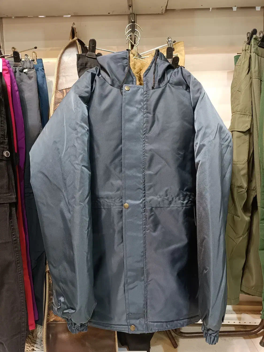 بادگیر ضد آب درجه ۱ ضمانتی|کوهنوردی و کمپینگ|مشهد, ایثار|دیوار