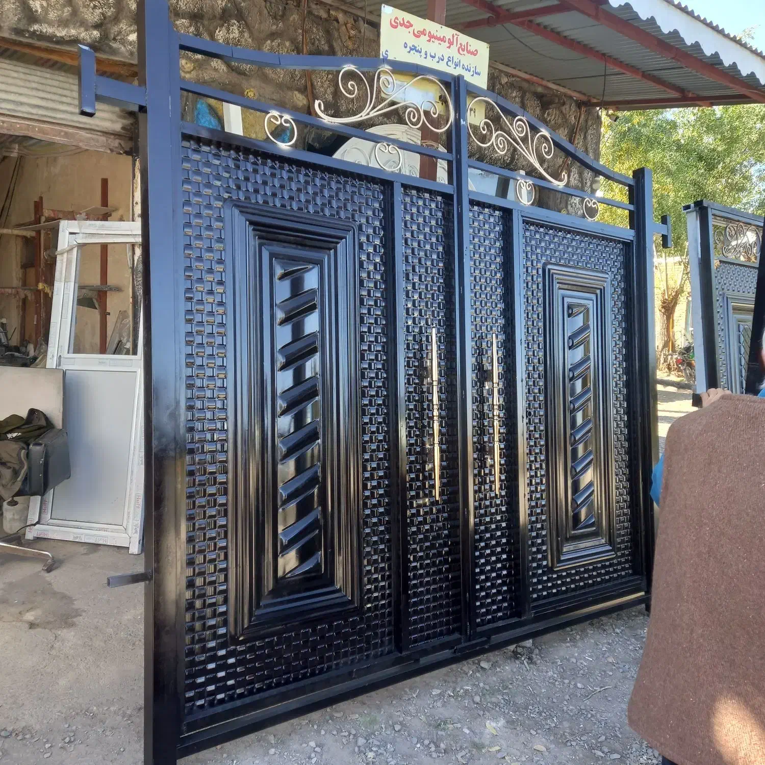 درب باغ ویلا و پنجره|مصالح و تجهیزات ساختمان|کشکسرای, |دیوار