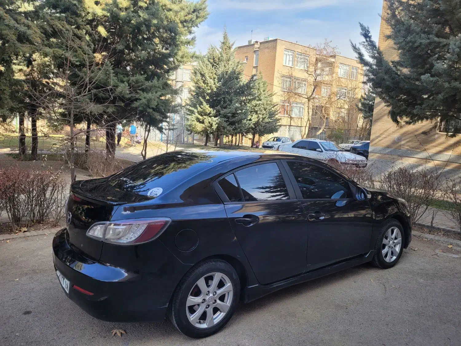 مزدا3نیو|خودرو سواری و وانت|همدان, |دیوار