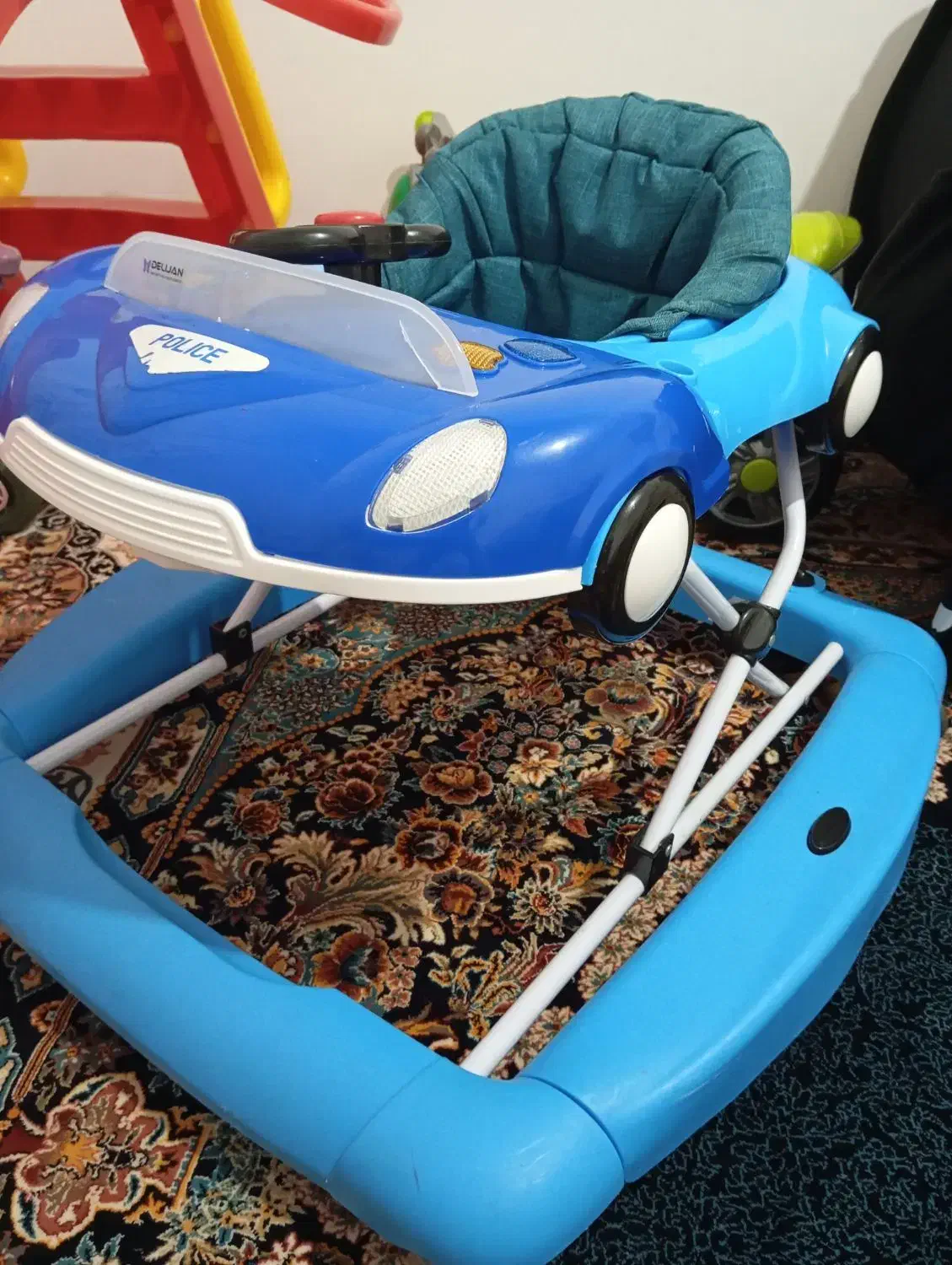 کریرـروروئک|کالسکه و لوازم جانبی|تالش, هشتپر|دیوار