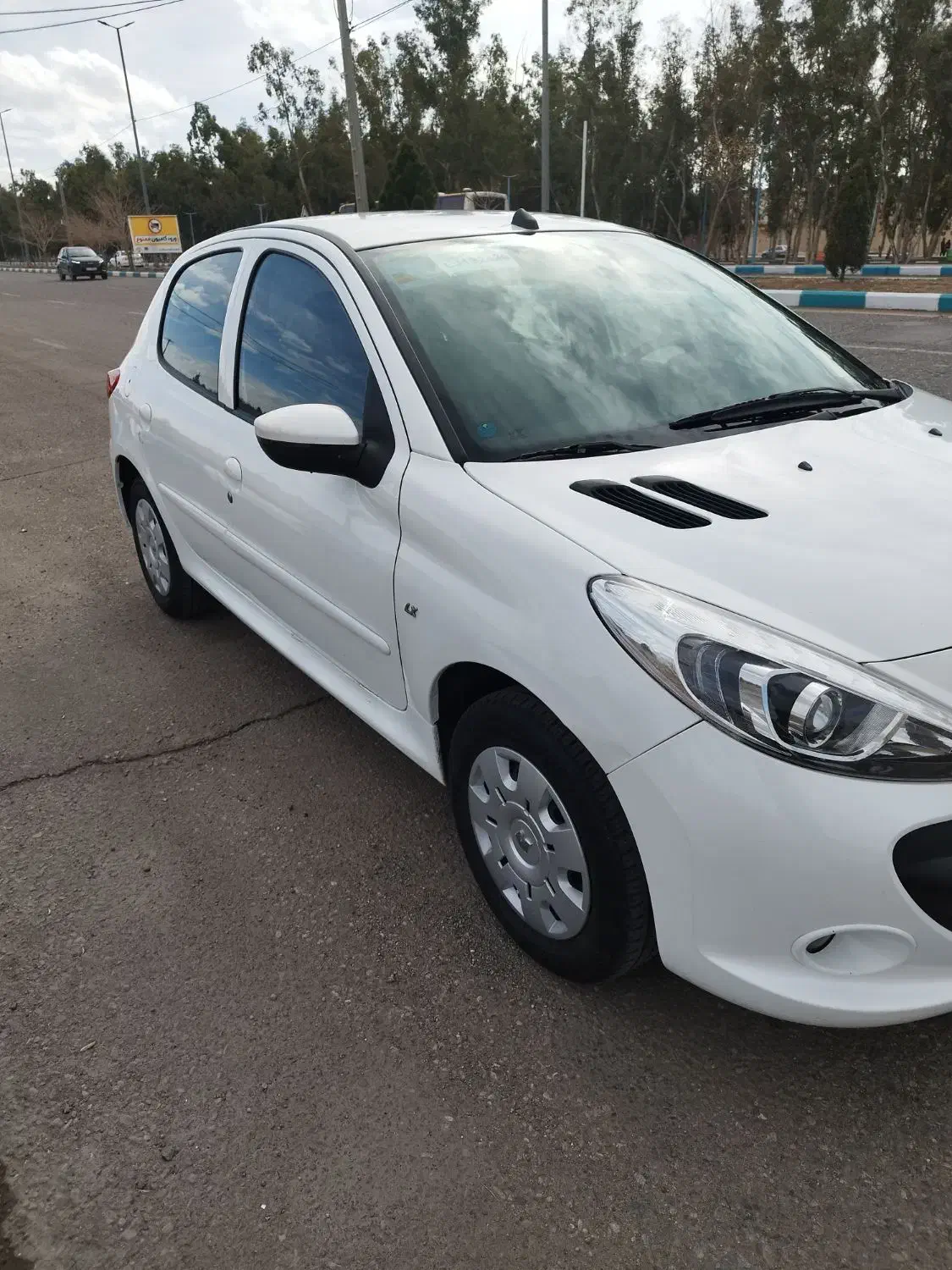 پژو207 مدل 99 فوق‌العاده تمیز و کم کار|خودرو سواری و وانت|سیرجان, |دیوار