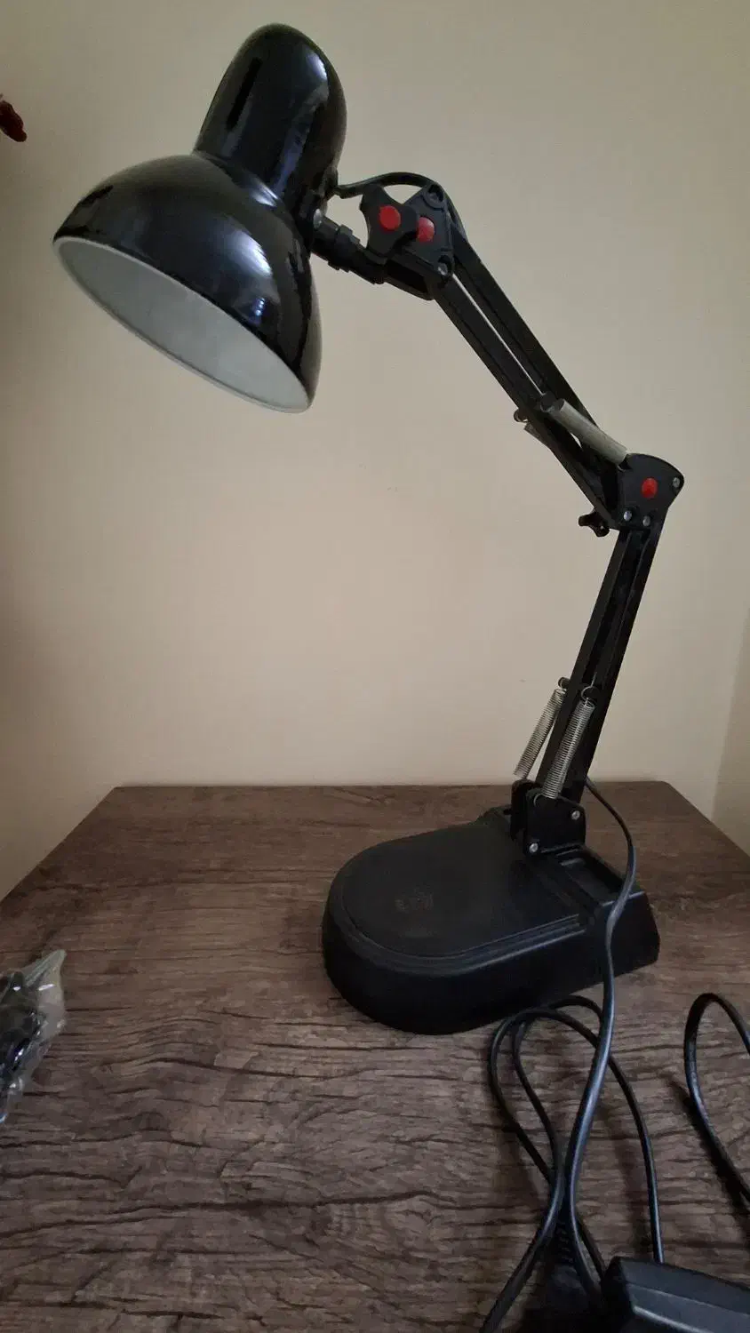 چراغ مطالعه|لوازم التحریر|اسلام‌شهر, شهرک سعیدیه|دیوار