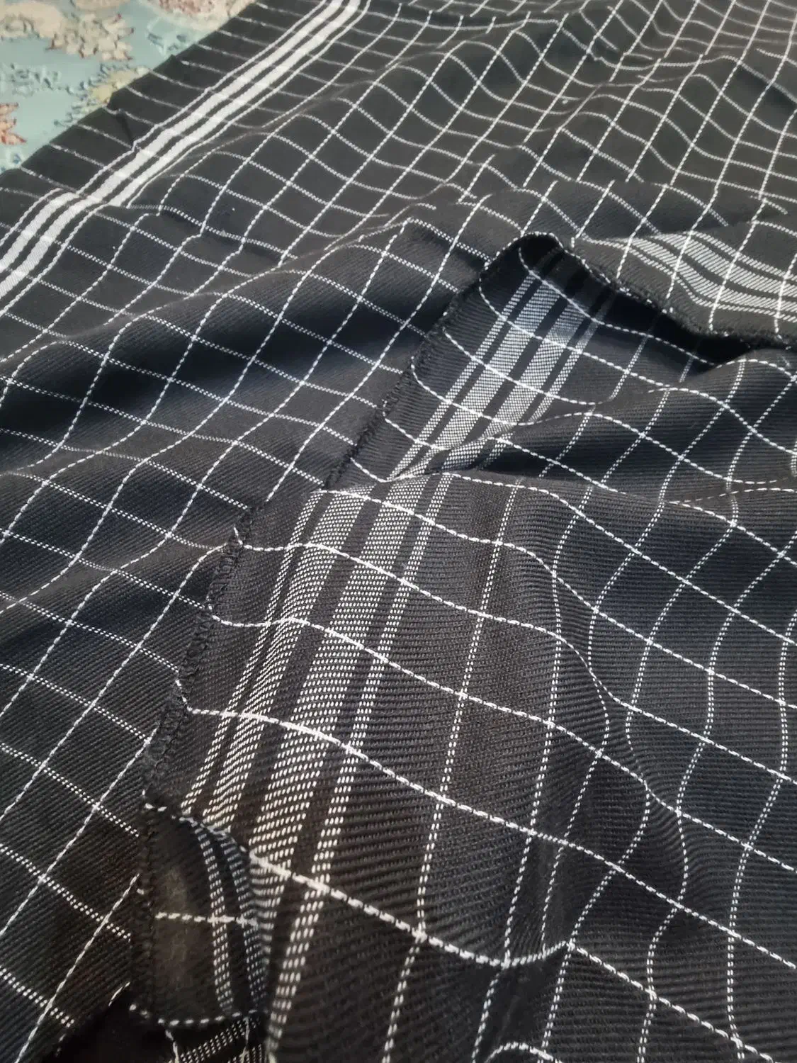 چفیه|لباس|مشهد, پایین خیابان|دیوار