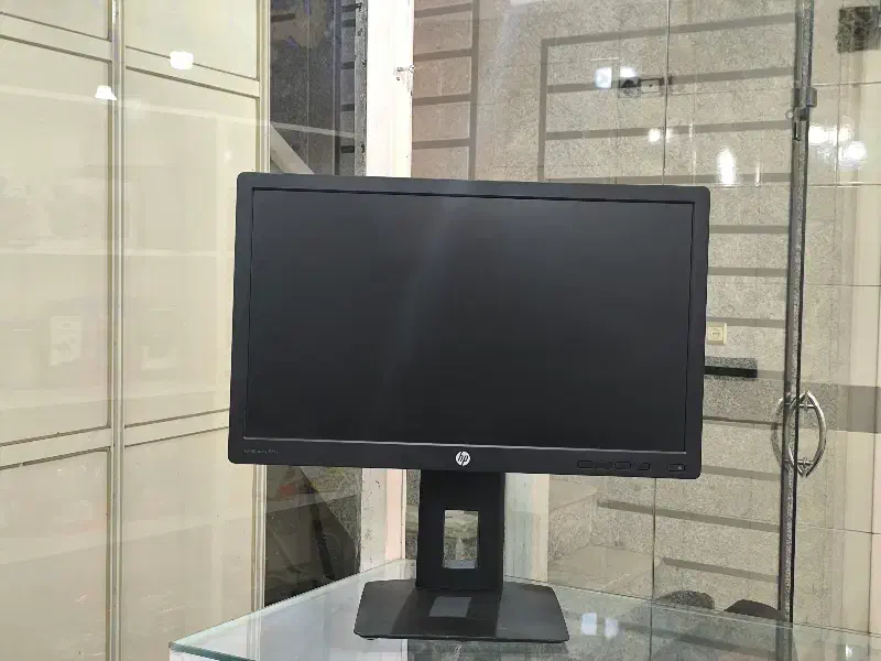 مانیتور 22 اینچ Hp|قطعات و لوازم جانبی رایانه|کاشان, امیرکبیر|دیوار
