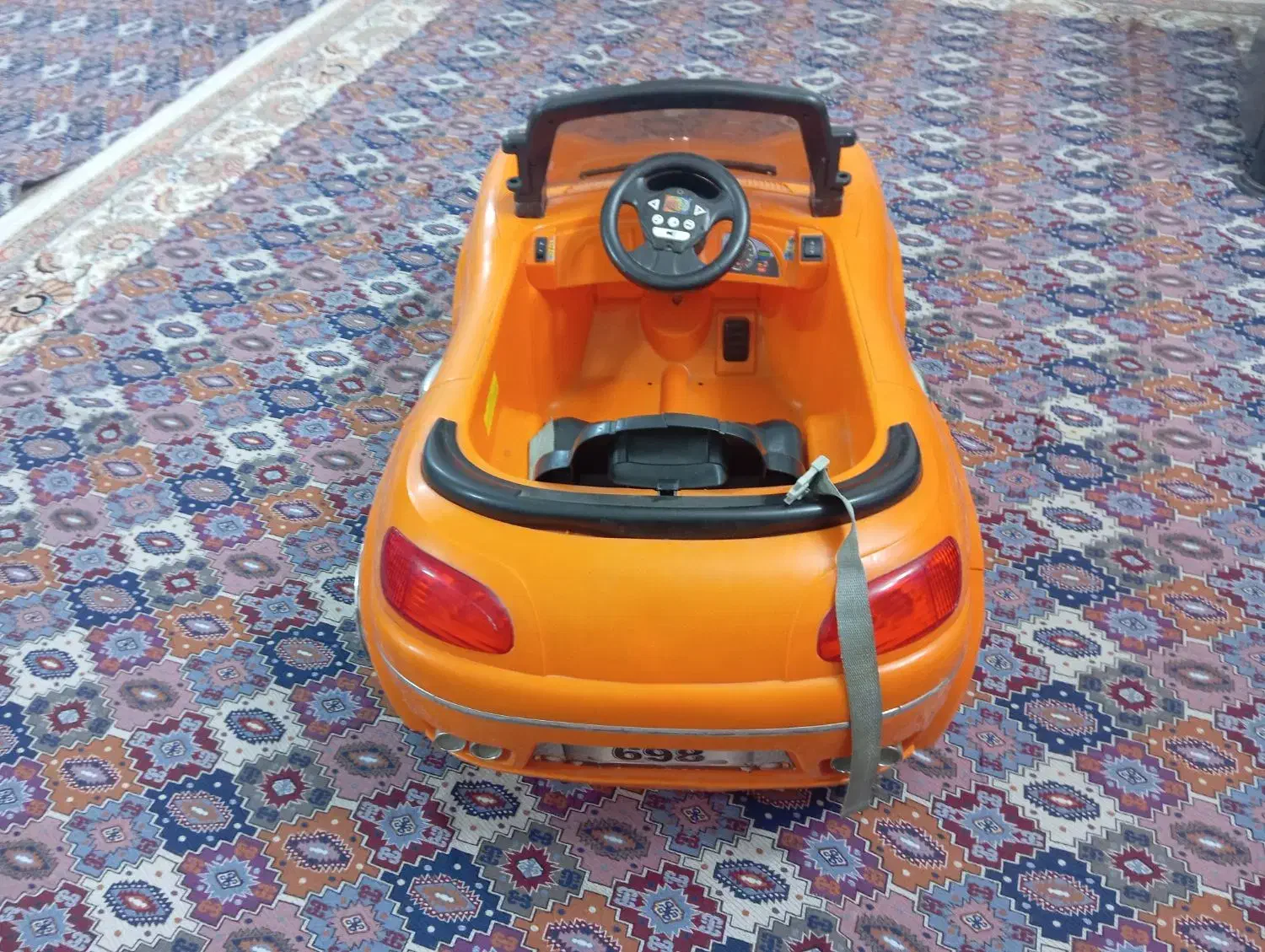 ماشین شارژی|اسباب‌بازی بچه|تربت‌حیدریه, حسنی بالا|دیوار