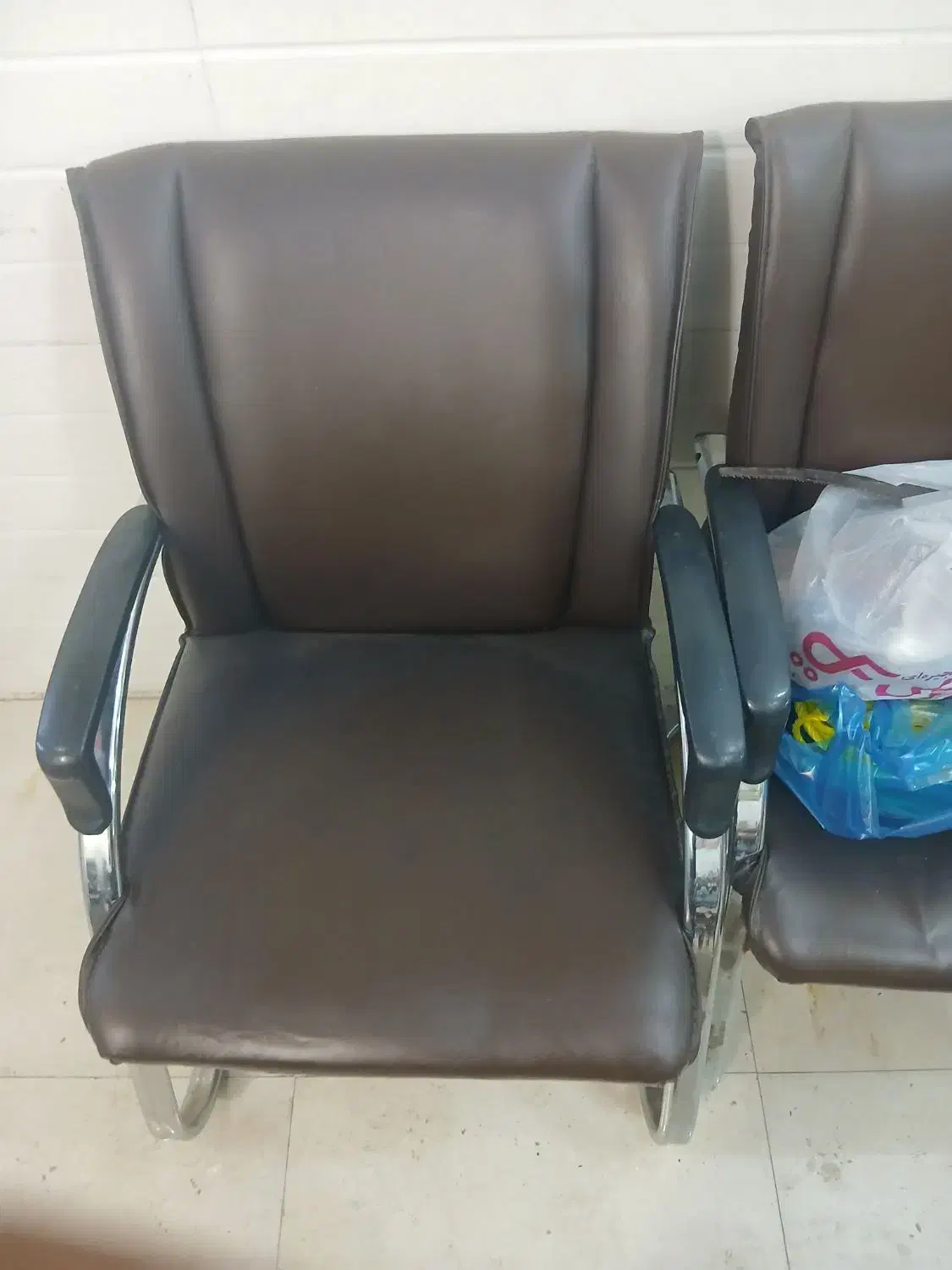 8عددصندلی یک عدد هم صندلی جک دار|دفتر کار|قرچک, زیبا شهر|دیوار