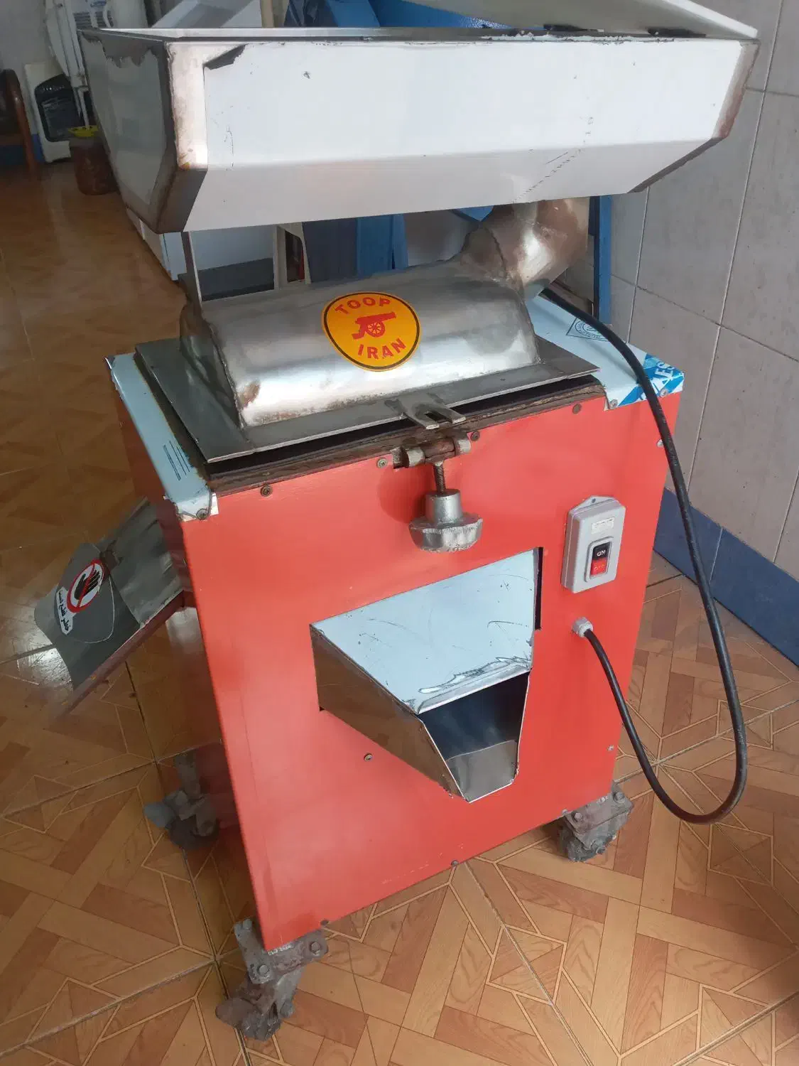 دستگاه آبگیری گوجه توپ ایران|فروشگاه و مغازه|لوشان, |دیوار