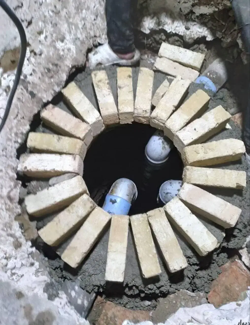 تخلیه چاه ولوله بازکنی فاضلاب ریزش لایروبی رفع بو|خدمات پیشه و مهارت|تهران, فرمانیه|دیوار