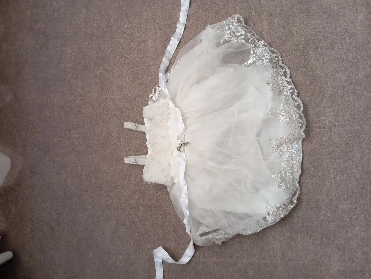 لباس عروس|کفش و لباس بچه|بروجرد, |دیوار