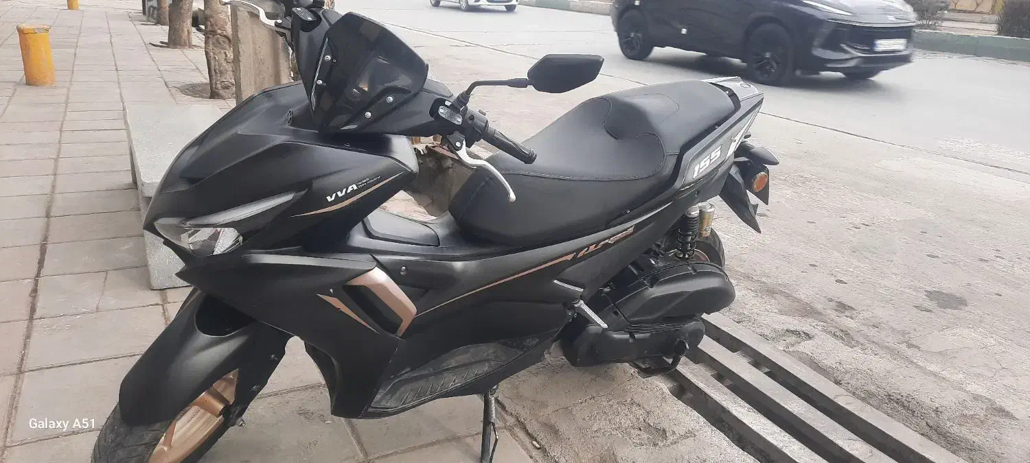 ایروکس زیگما|موتورسیکلت|اراک, |دیوار