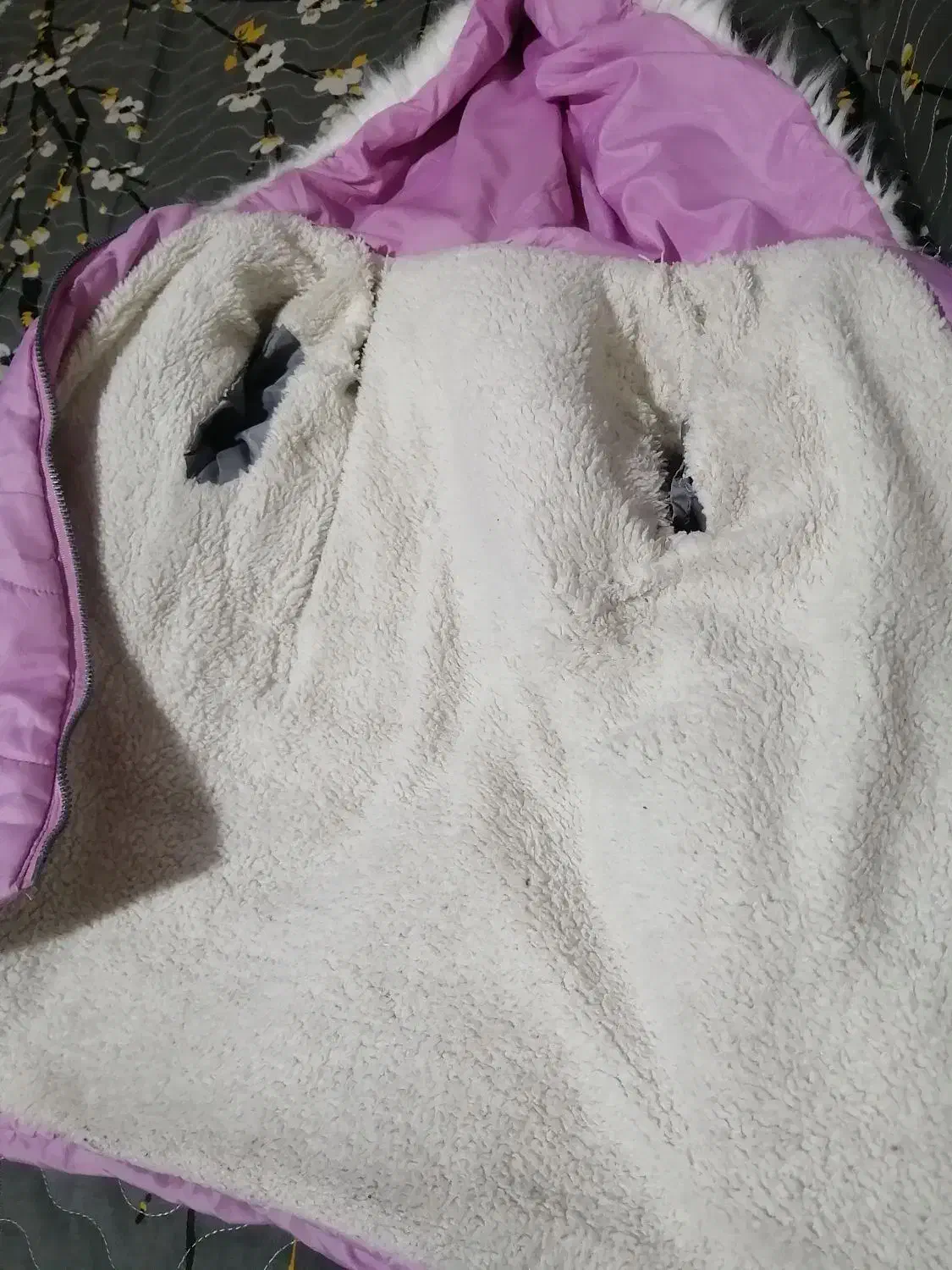 لباس مناسب فصل|لباس|مشهد, ایثار|دیوار