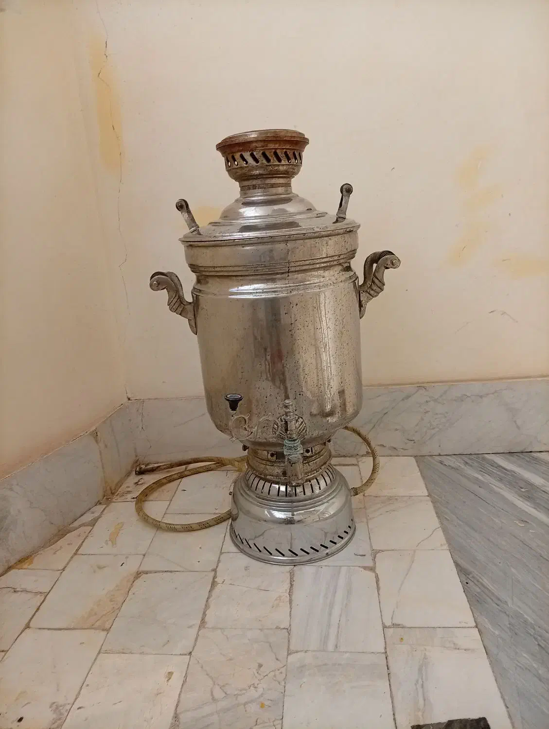 سماور گازی ۲۰لیتری .|سماور، چایساز، قهوهساز|تربتحیدریه, بالا ولایت|دیوار