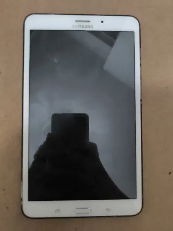 تبلت a|تبلت|خلخال, |دیوار