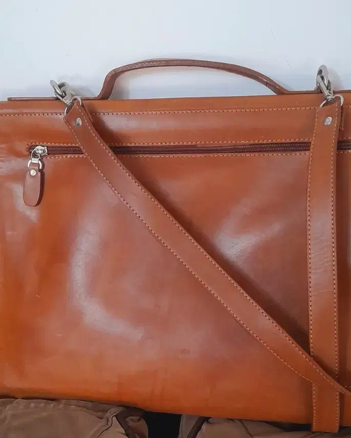 کیف تمام چرم طبیعی|کیف، کفش، کمربند|ری, جوانمرد قصاب|دیوار