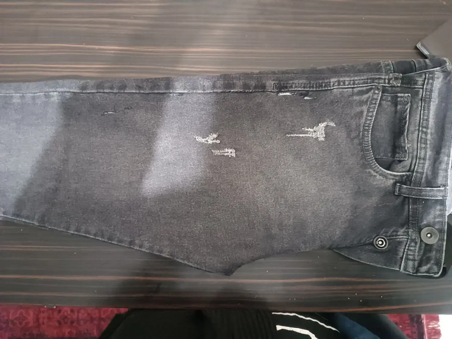 شلوارلی|لباس|مشهد, کلاته برفی|دیوار