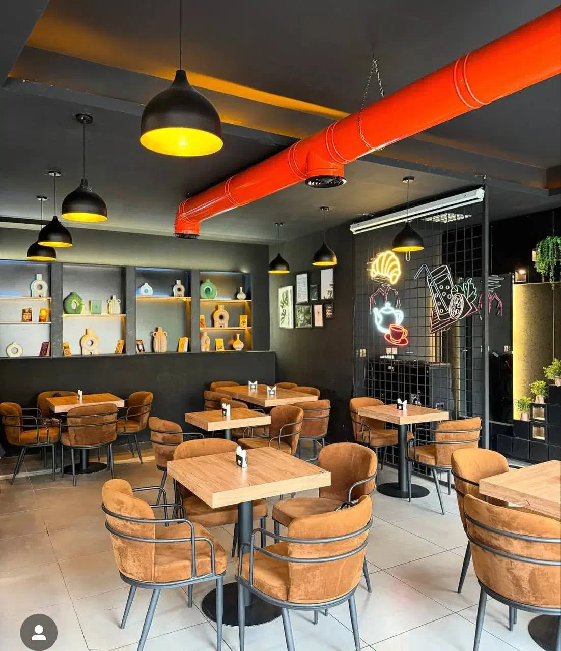 میز صندلی کافه پلانتر|کافی‌شاپ و رستوران|تهران, تهران‌ویلا|دیوار