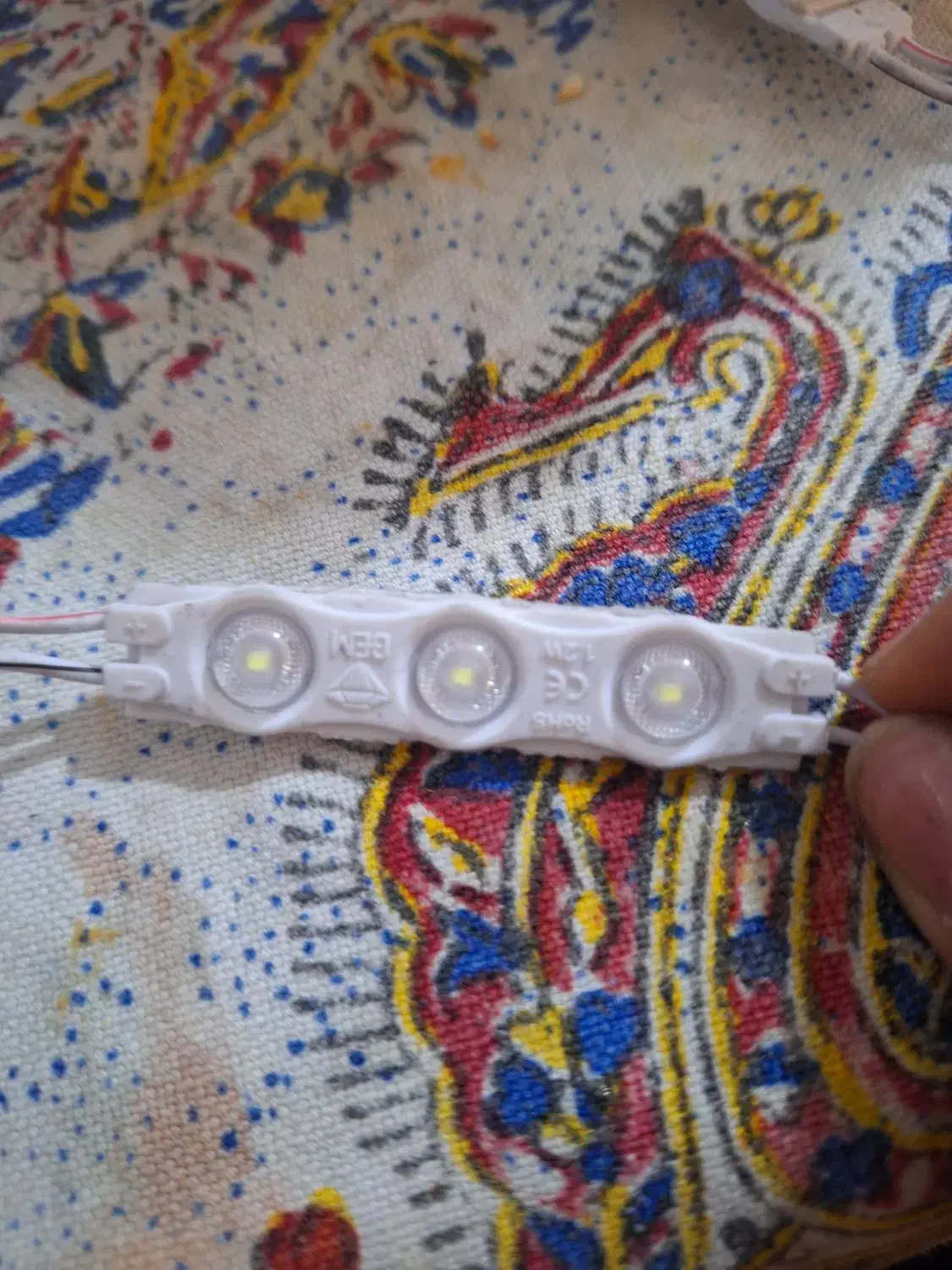 ال ای دی|ریسه و چراغ تزئینی|فیروزآباد (فارس), |دیوار