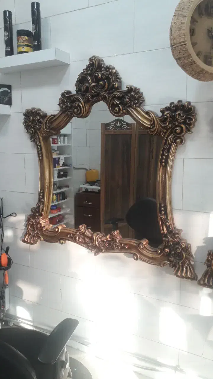 دکور و کنسول مجلل آرایشگاهی|آرایشگاه و سالن‌های زیبایی|رباط‌کریم, آدران|دیوار