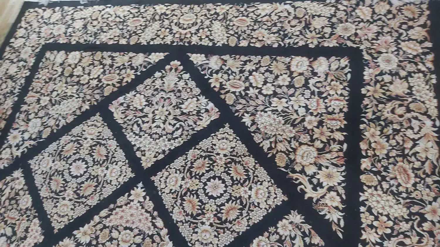 فرش ۹ متری و راهرویی|فرش|اهواز, زیتون کارگری|دیوار