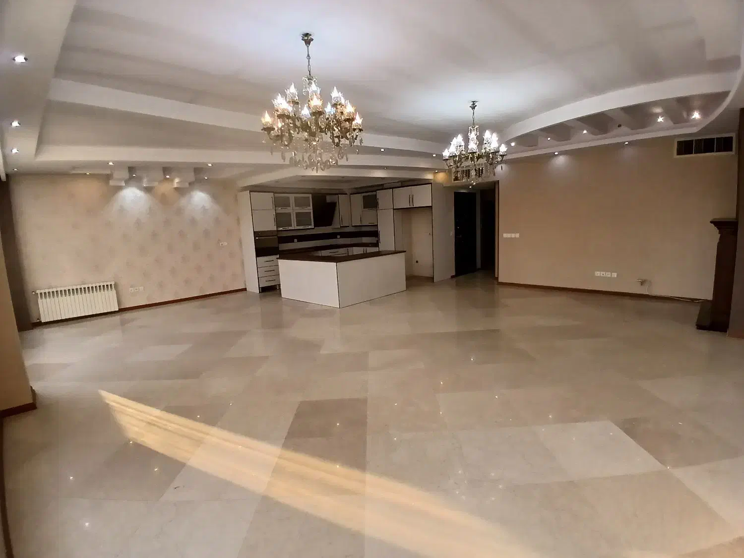 آپارتمان ۱۶۰ متر ۳ خوابه (تاپ لوکیشن زوج) p2 سندی