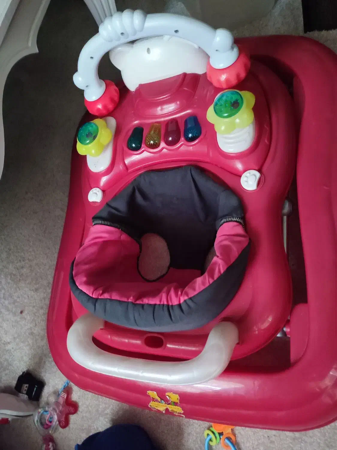 روروئک|کالسکه و لوازم جانبی|اهواز, کوروش|دیوار