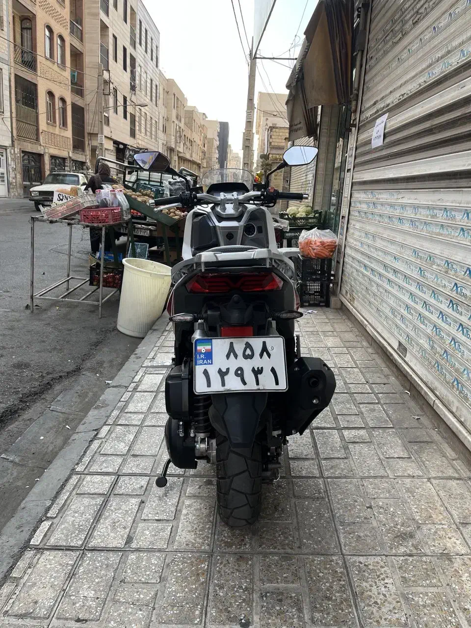 Adv150فول|موتورسیکلت|اندیشه, اندیشه فاز ۳|دیوار