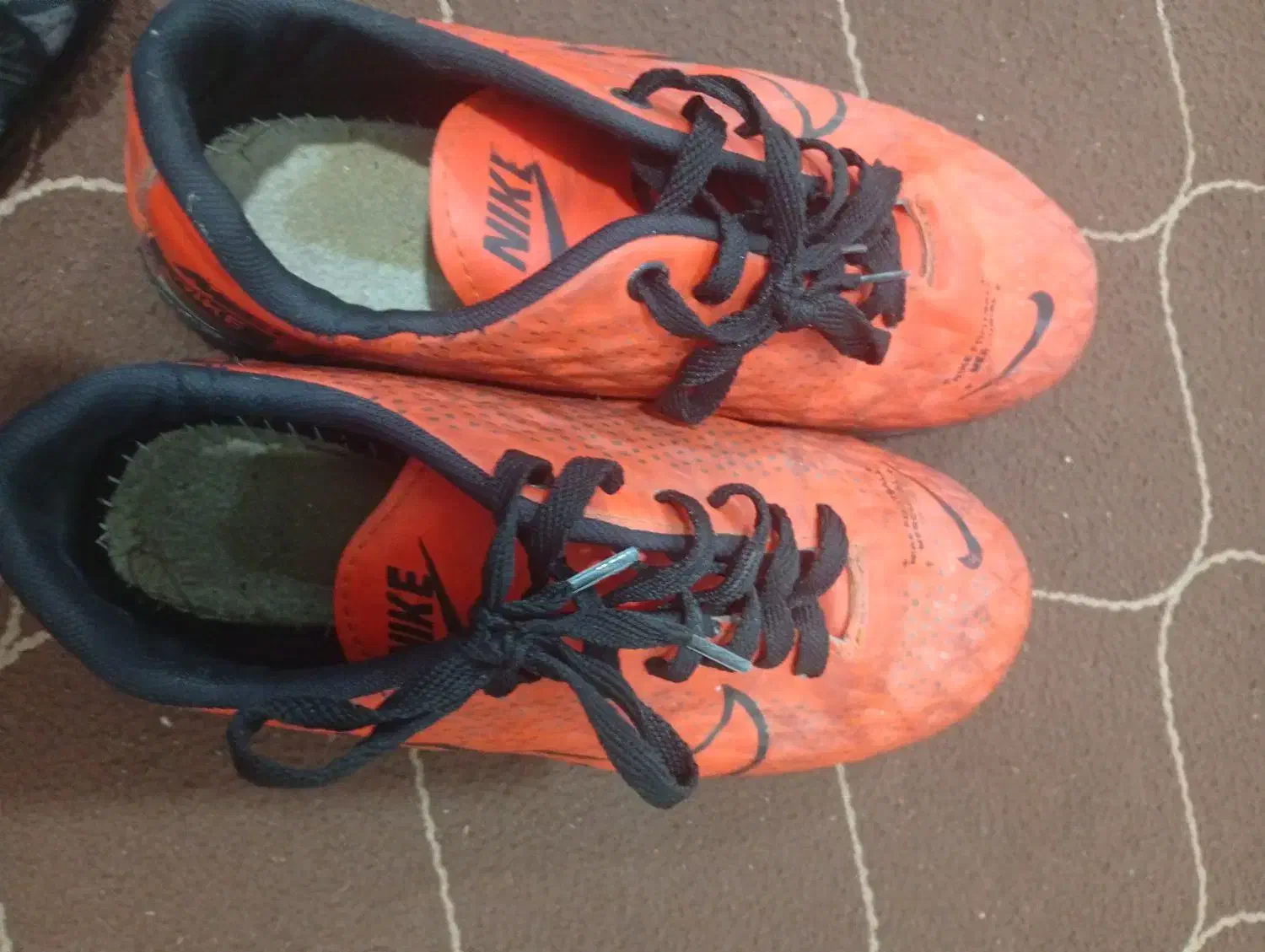 کفش ورزشی استوک دار|کیف، کفش، کمربند|شوشتر, |دیوار