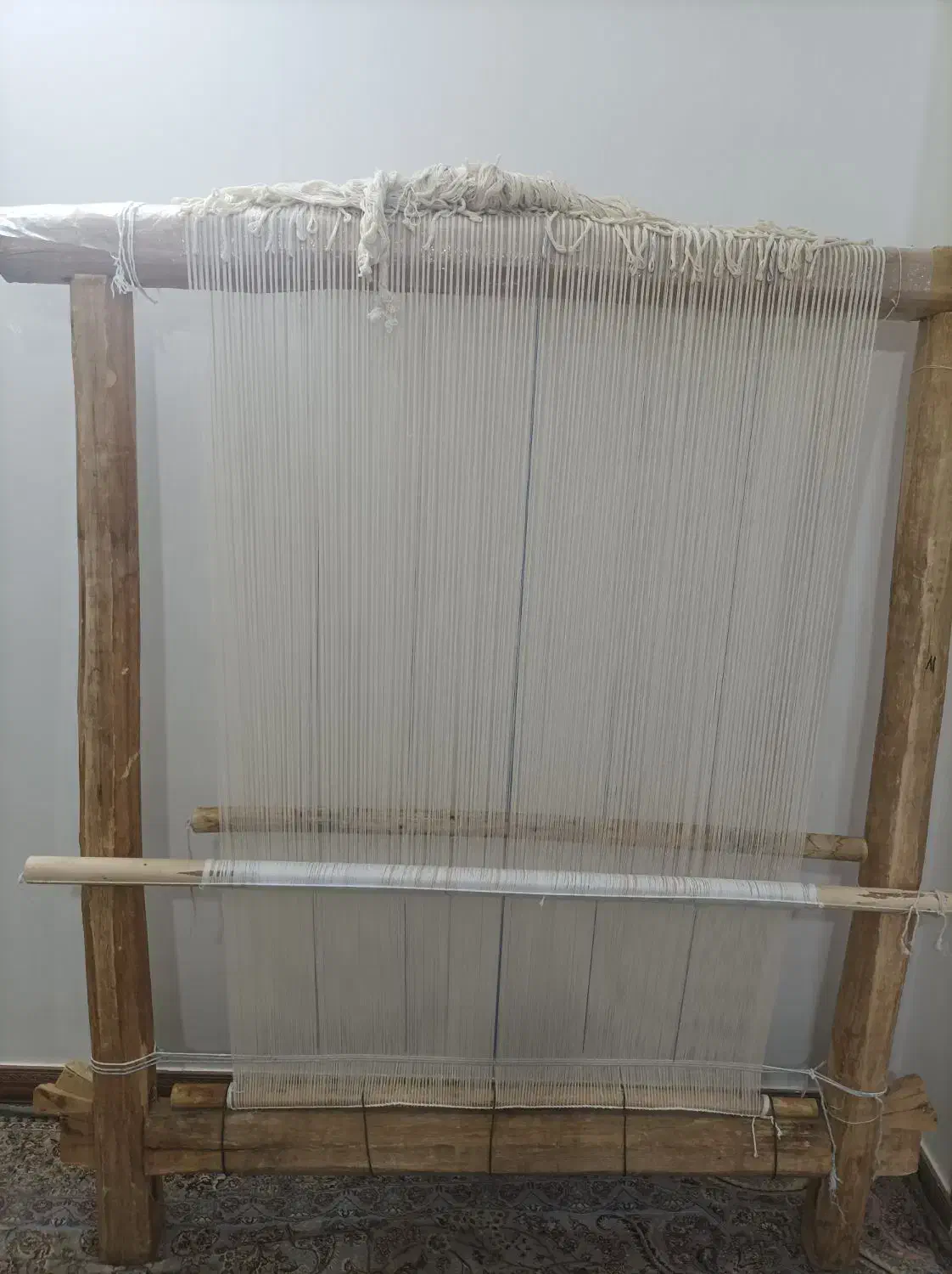 دار قالی همراه با چله کشی نو 6صدتایی|ابزارآلات|شاهینشهر, گزبرخوار|دیوار