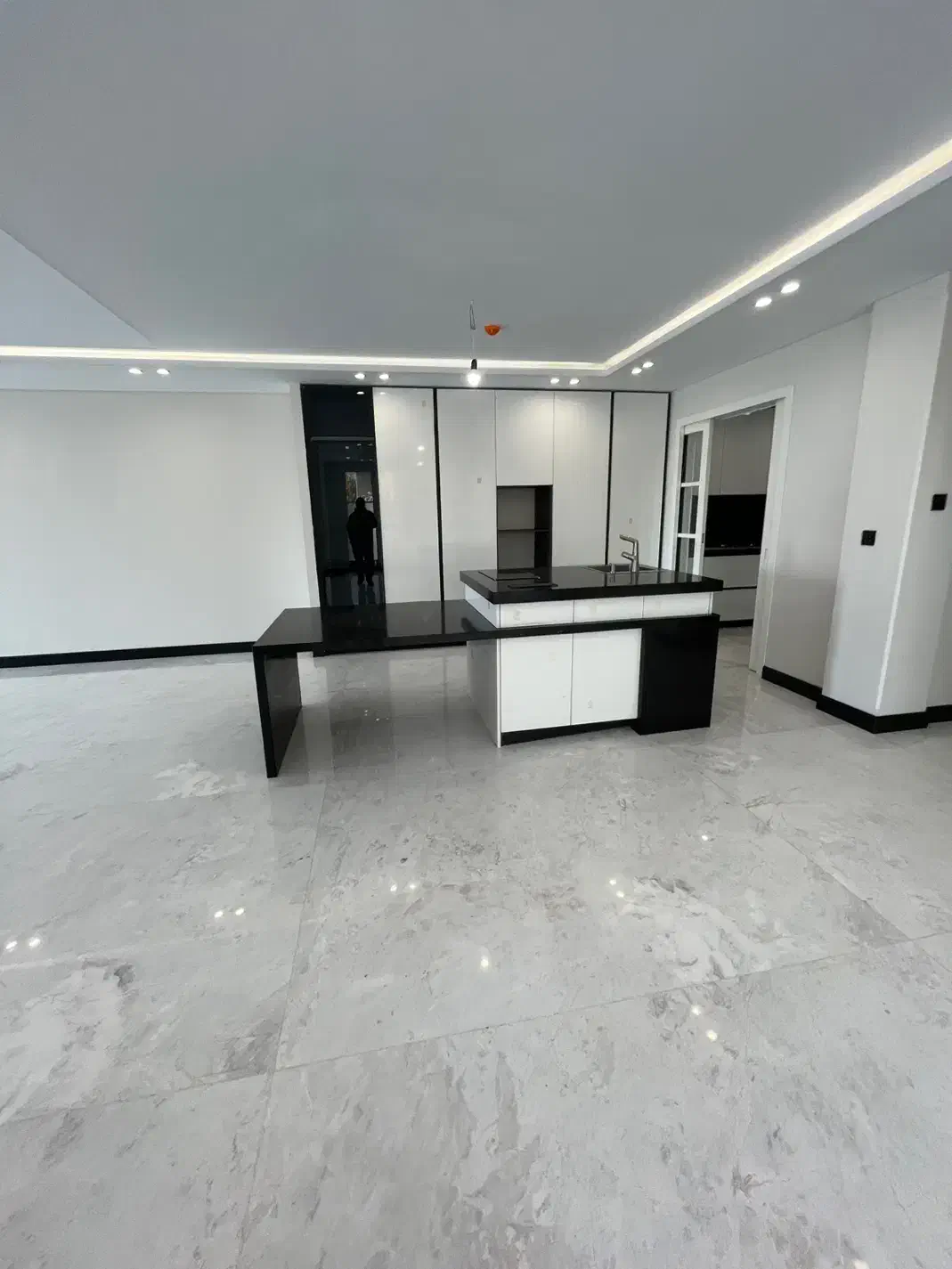 ۱۲۳متر ۳ خواب/ قیطریه/فول نوسازی/لوکیشن دنج آرام|فروش آپارتمان|تهران, قیطریه|دیوار