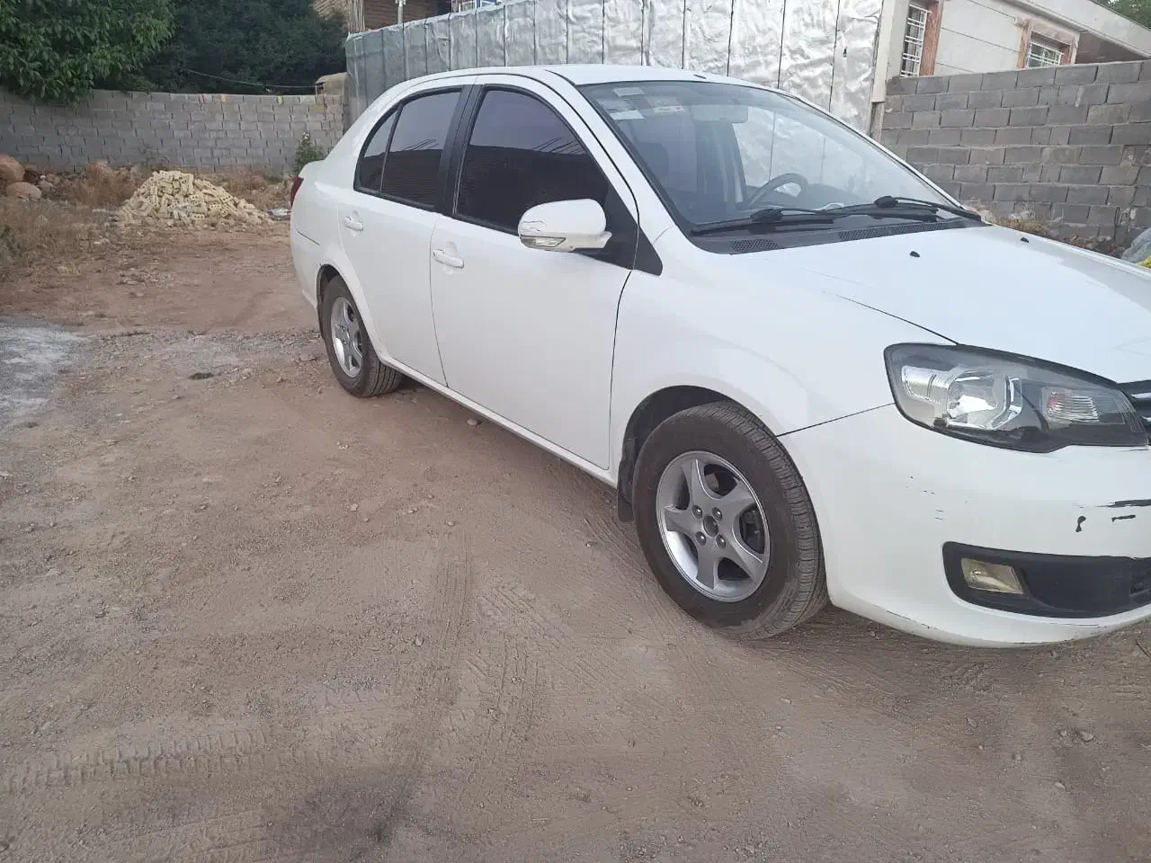 راین وی 5 دنده بی رنگ کم کار|خودرو سواری و وانت|تهران, امیر بهادر|دیوار