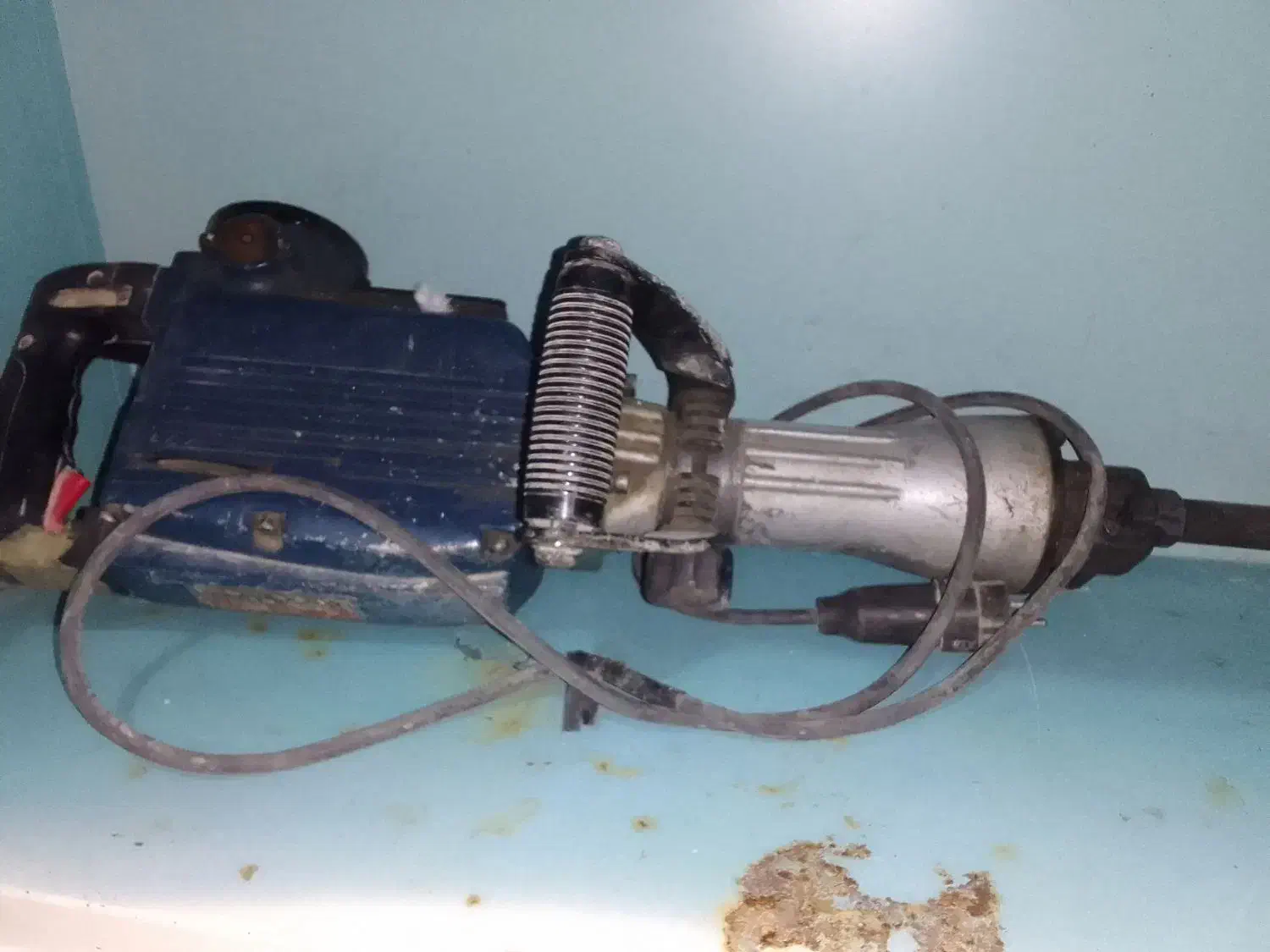 پیکور|ابزارآلات|قشم, |دیوار