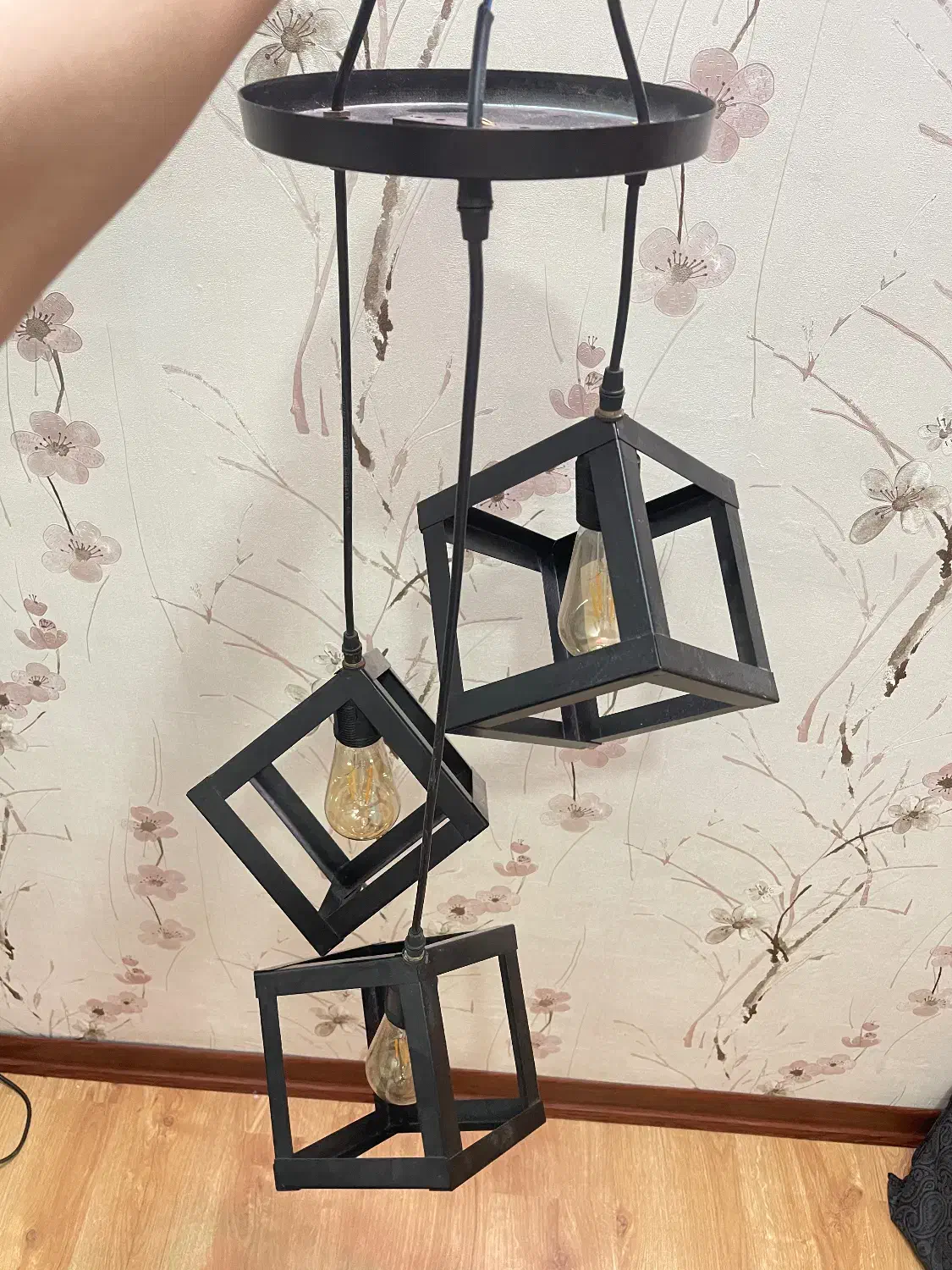 لوستر مشکی|لوستر و چراغ آویز|بروجرد, |دیوار